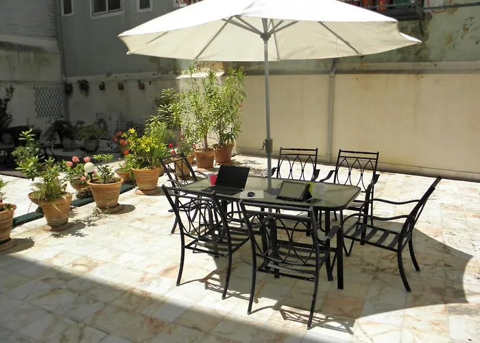 Sunny Terrace * Lisboa